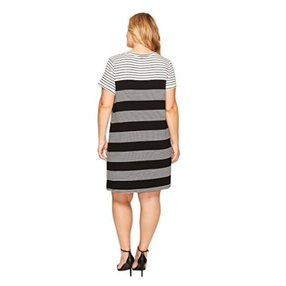 Size Large CALVIN KLEIN BLACK & IVORY SOFT STRIPED T-SHIRT DRESS Summer Vacation - Picture 3 of 9